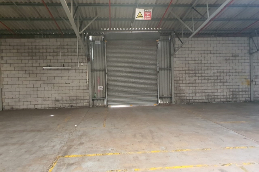 To Let commercial Property for Rent in Struandale Industrial Eastern Cape